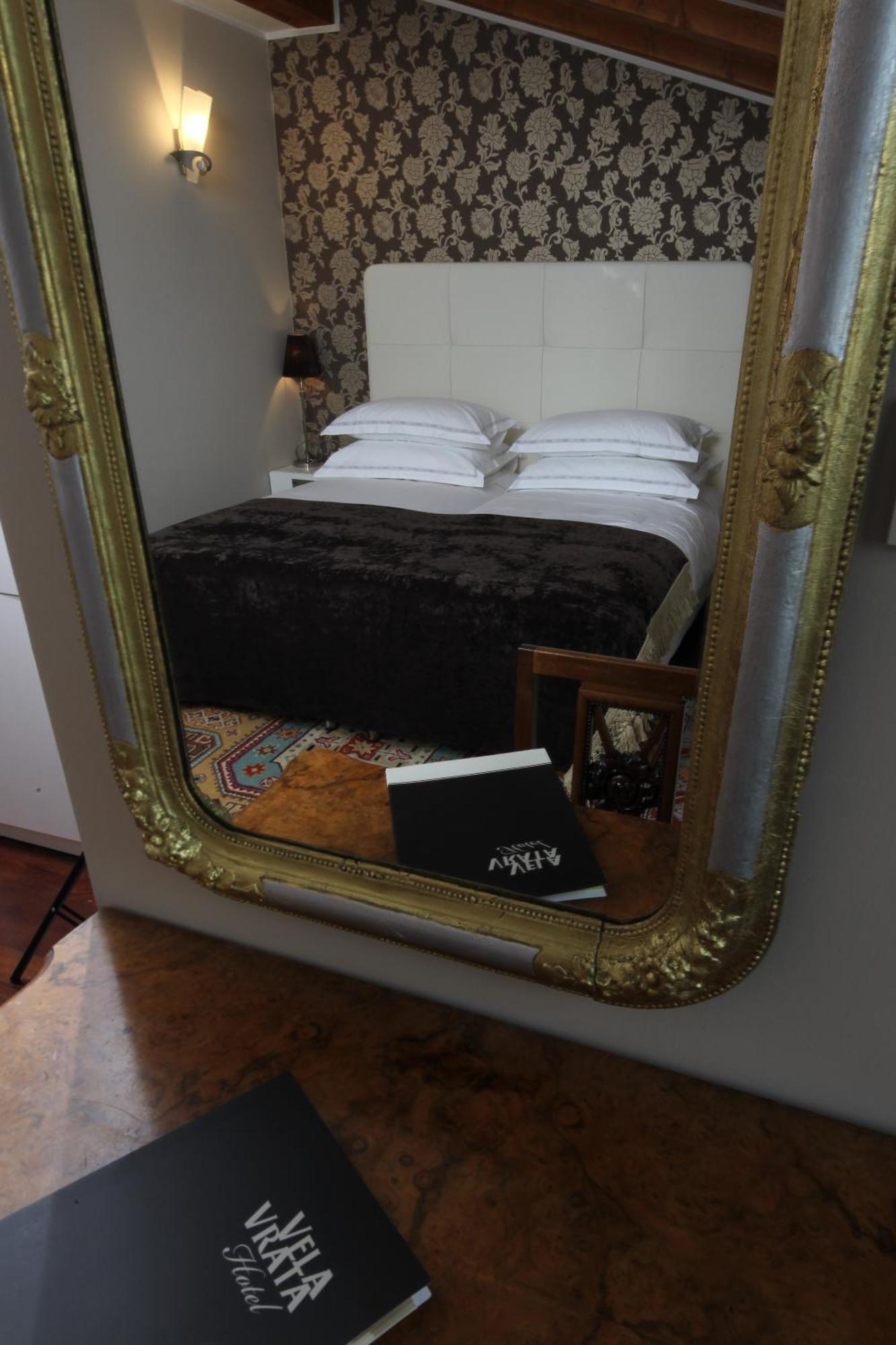 Boutique Vela Vrata 4*